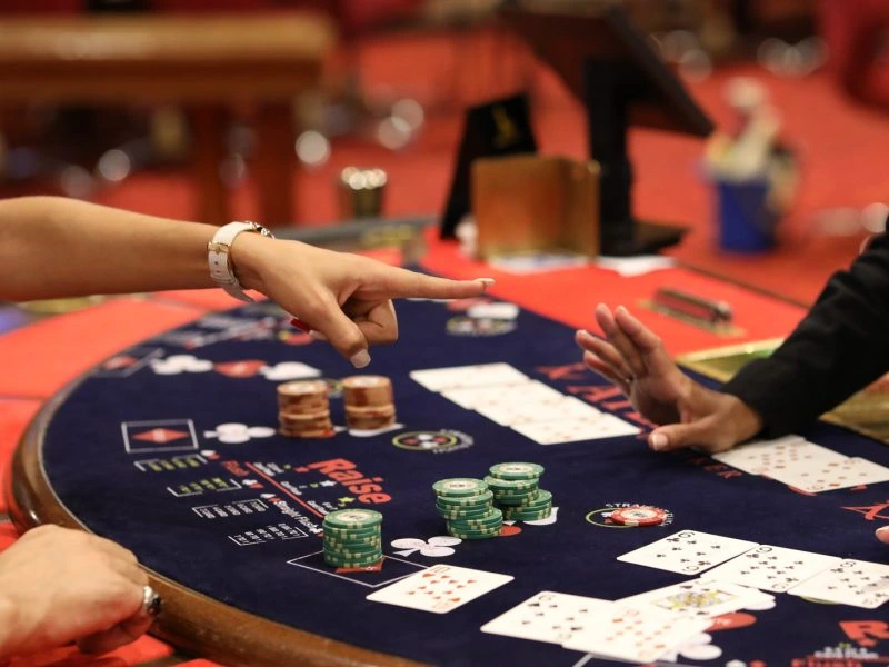 1 Cach doc bai Poker se giup ban doc tam ly doi thu de chien thang Cách đọc bài Poker sẽ giúp bạn đọc tâm lý đối thủ để chiến thắng